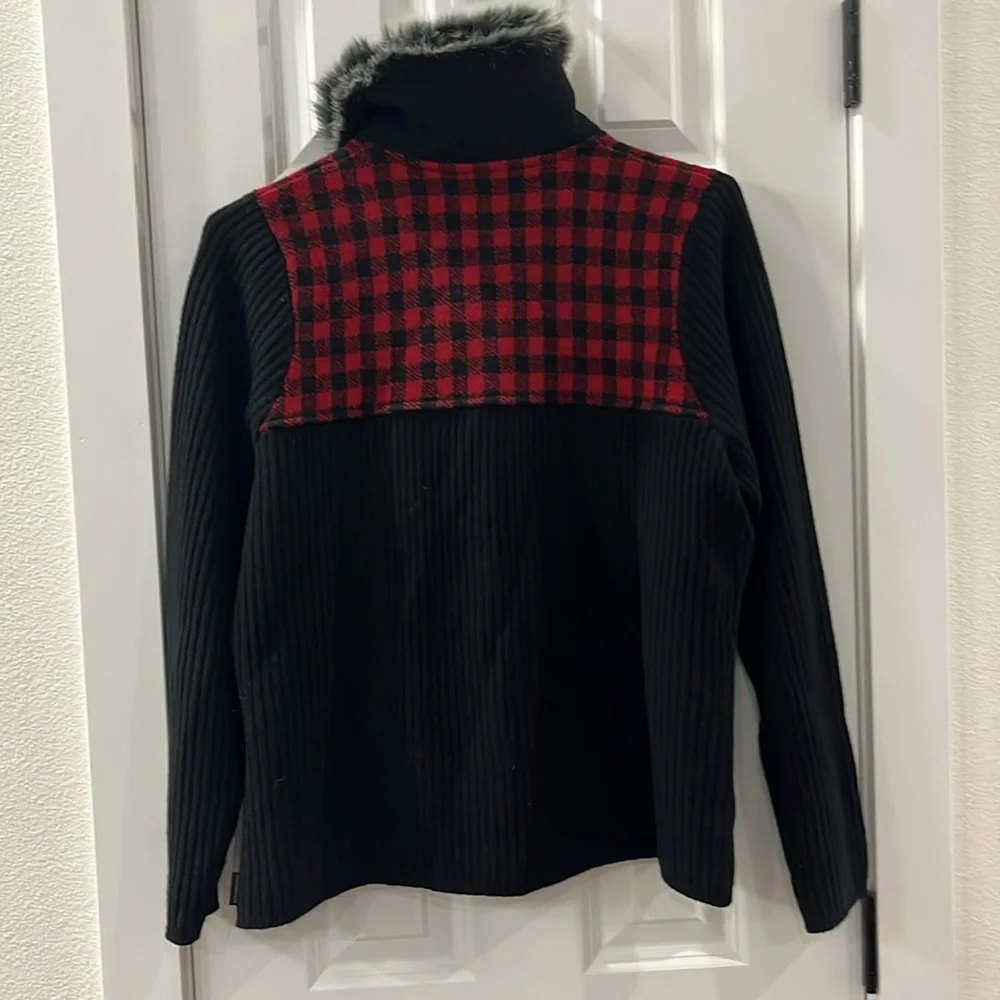 WoolRich Plaid Wool Button Up size Large - Picture 8 of 10